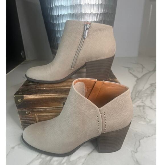 Lucky Brand Ballita Heeled Booties in Taupe - Picture 5 of 9